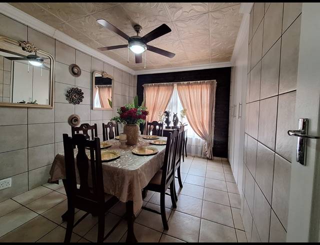 4 BEDROOM HOUSE FOR SALE IN HEIDELBERG AH